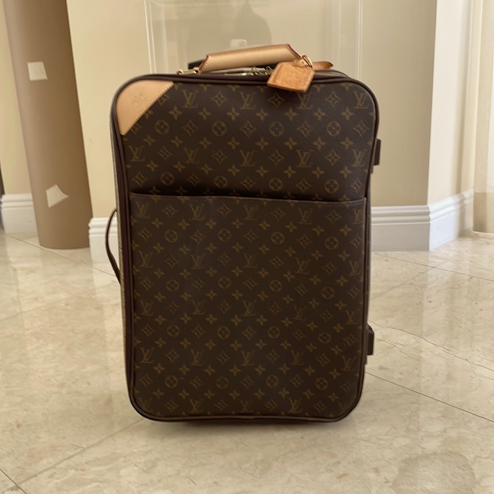 Authentic Vintage LV roller (55cm)